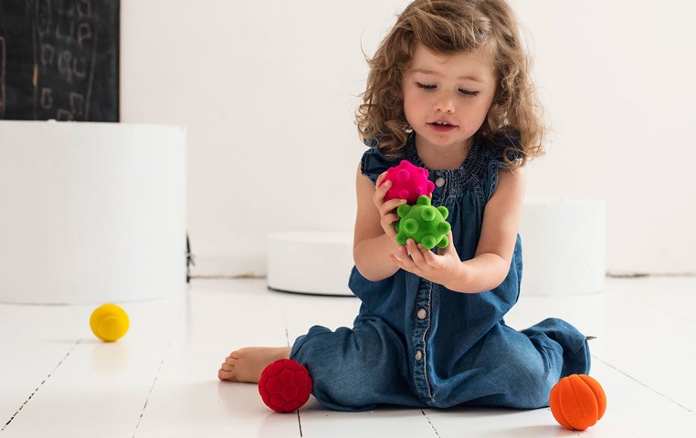 Rubbabu Piłka Sensoryczna Żółta Mała 0+