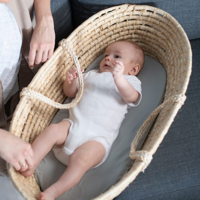 Motherhood Prześcieradło do gondoli szare z gumką 35x75cm