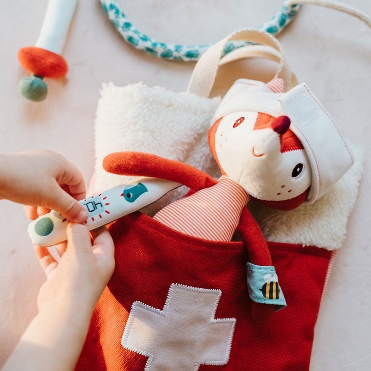 Lilliputiens, Torba lekarska z przytulanką i 6 akcesoriami Lisiczka Alice 18 m+