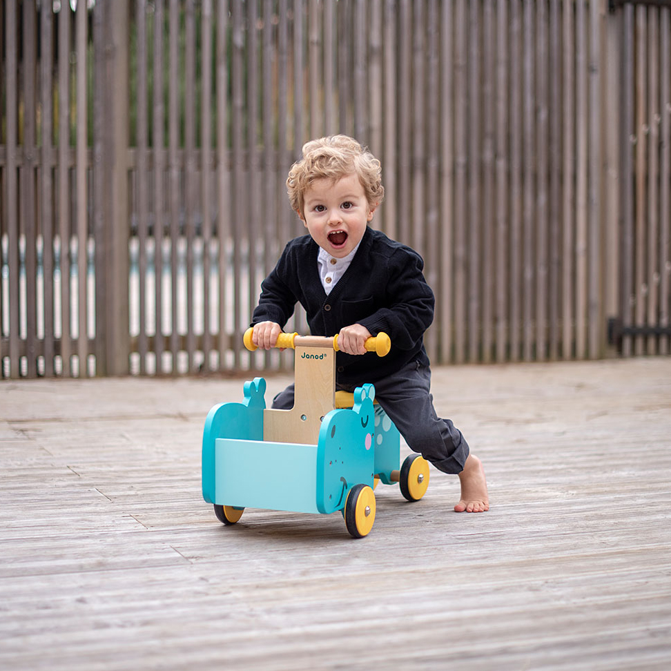 Janod, Drewniany jeździk ze skrzynią Hipopotam