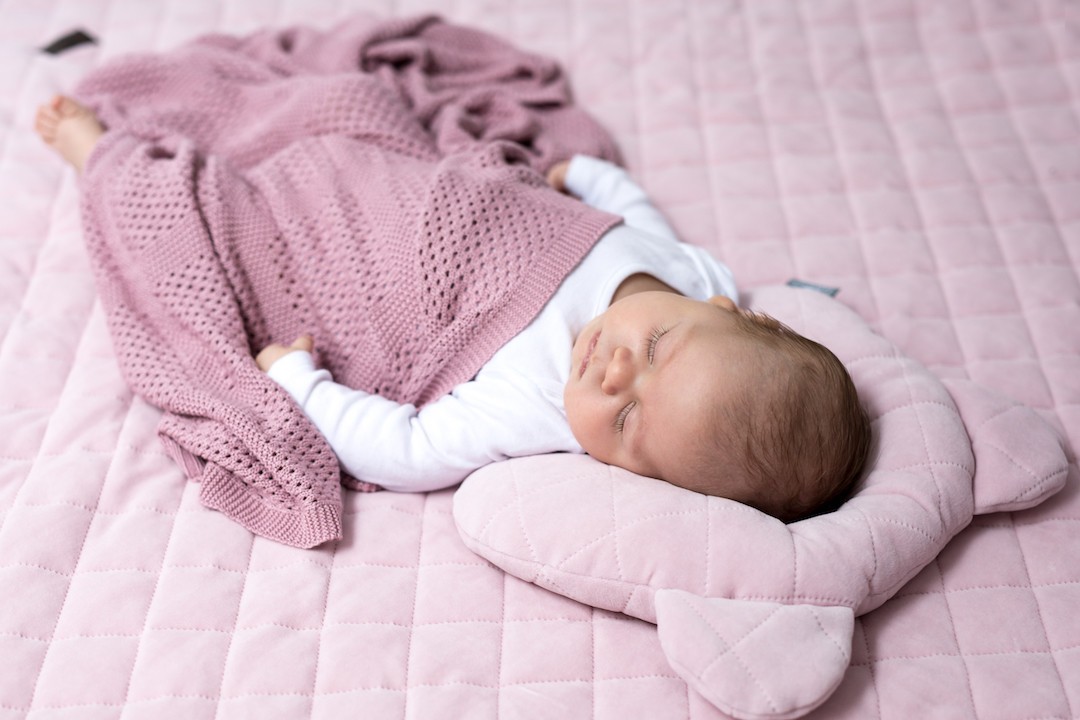 Sleepee Poduszka Royal Baby Pink - Zapobieganie Płaskiej Główce 0+