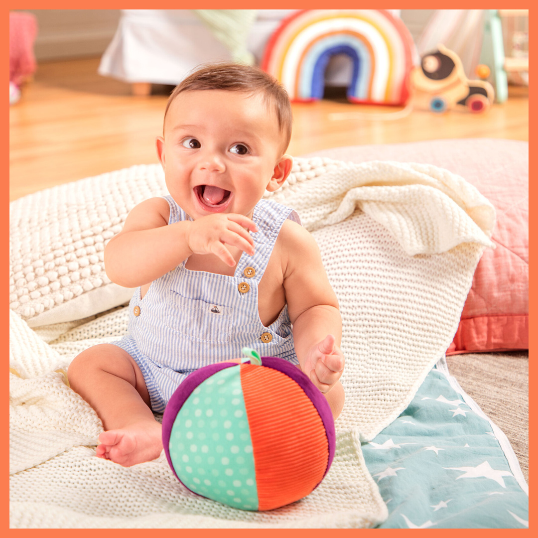 B. Toys Pluszowa Piłka Sensoryczna z Dzwoneczkiem 0+