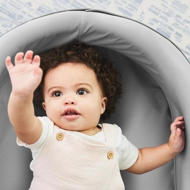 Skip Hop, Gniazdko niemowlęce Playful Retreat