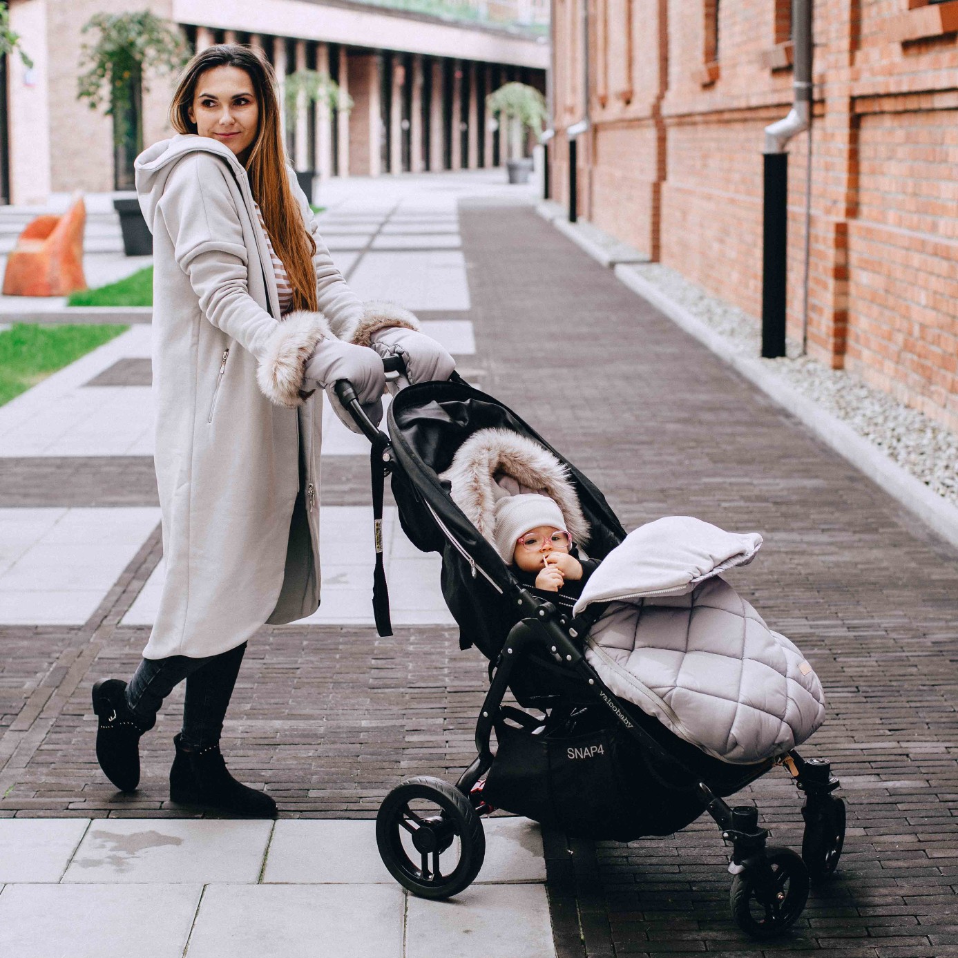 Śpiworek do wózka Beztroska M 5-24m - Jasno Szary