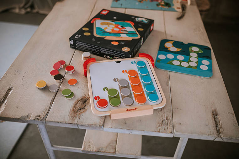 Janod Układanka magnetyczna Uczę się kolorów 2+ lat