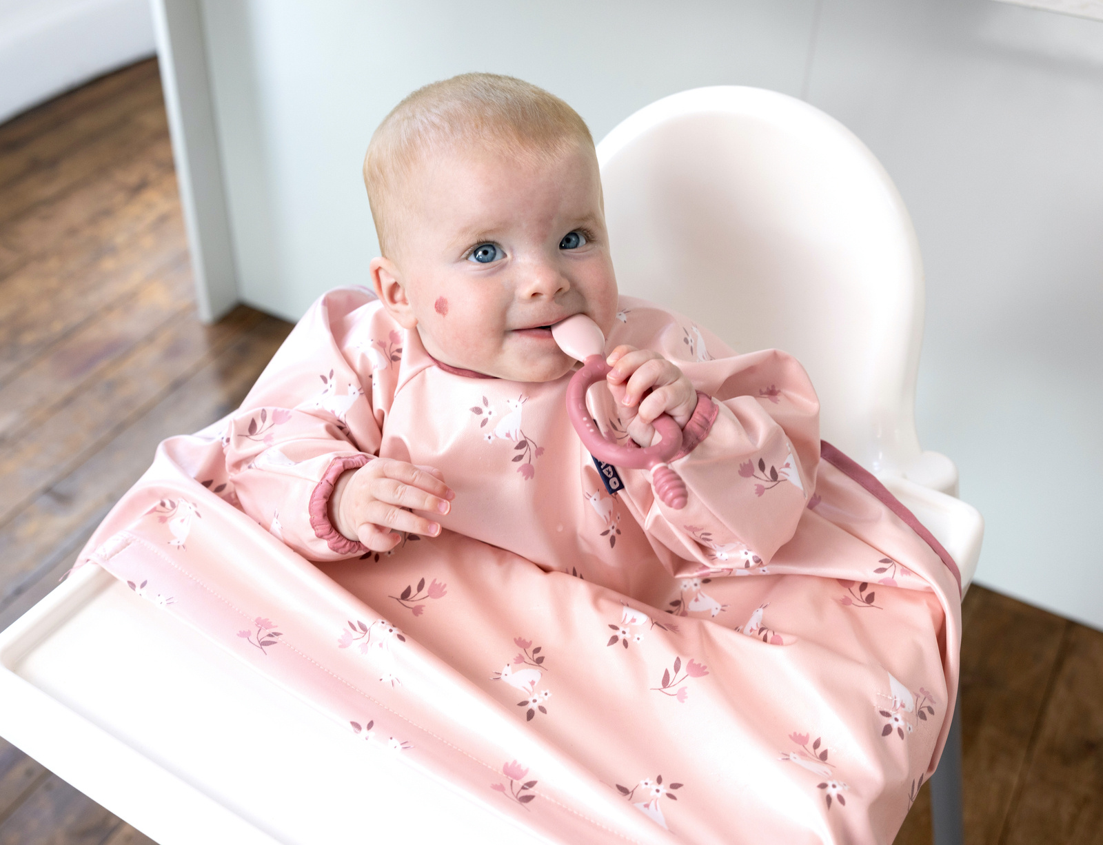 BIBaDO Wodoodporny śliniak z długim rękawem BLW 6m+