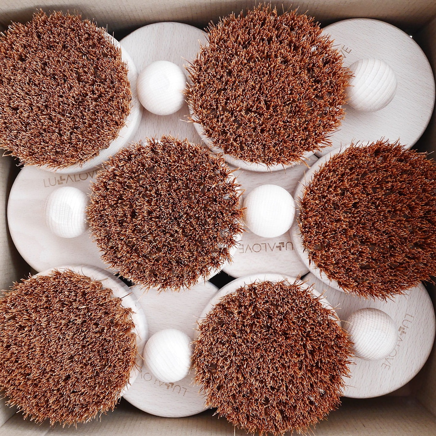 Lullalove, Ostra, okrągła szczotka do szczotkowania ciała - kokos