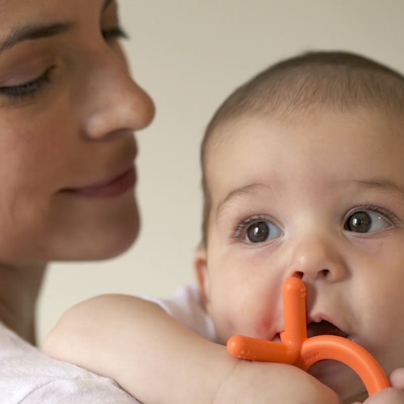 Comotomo Gryzak Silikonowy 4D Pomarańczowy 0+