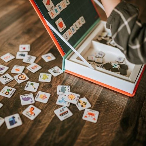 Janod, Magnetyczna układanka Polski Alfabet Magnetibook