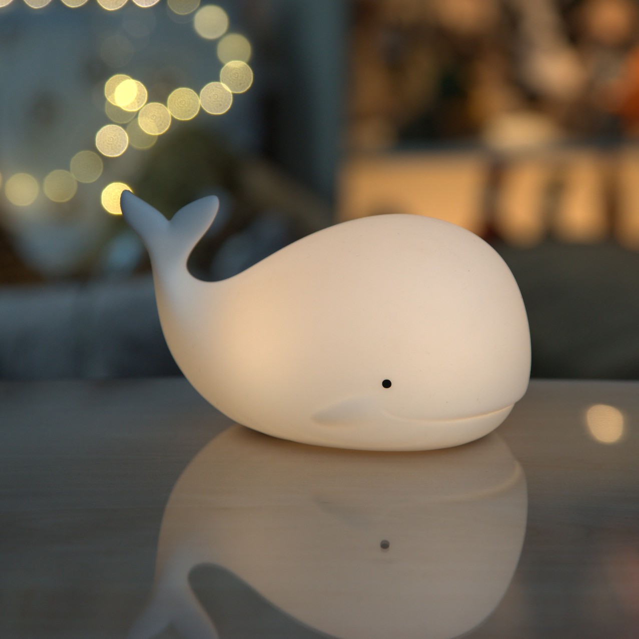 Rabbit&Friends, Lampka Wieloryb z pilotem