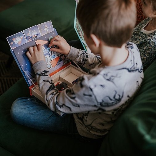 Janod Magnetibook Układanka Magnetyczna Kosmos 3+