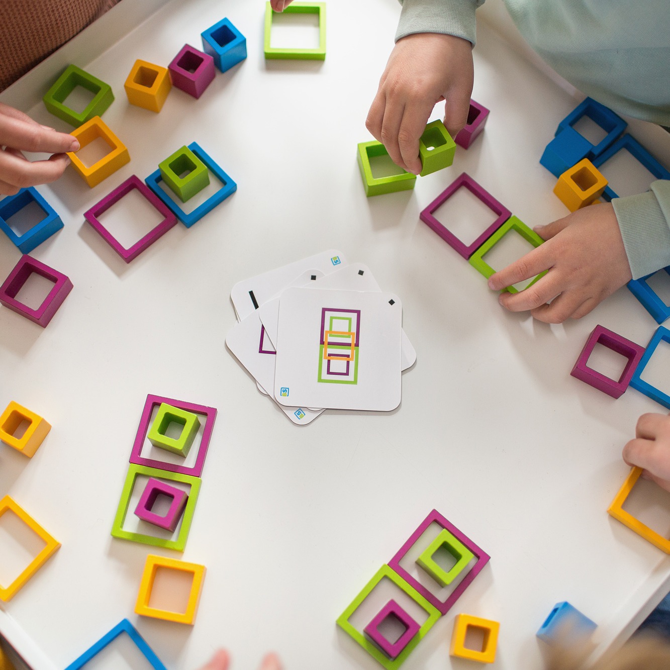 BS Toys, Gra logiczno - zręcznościowa Ramki