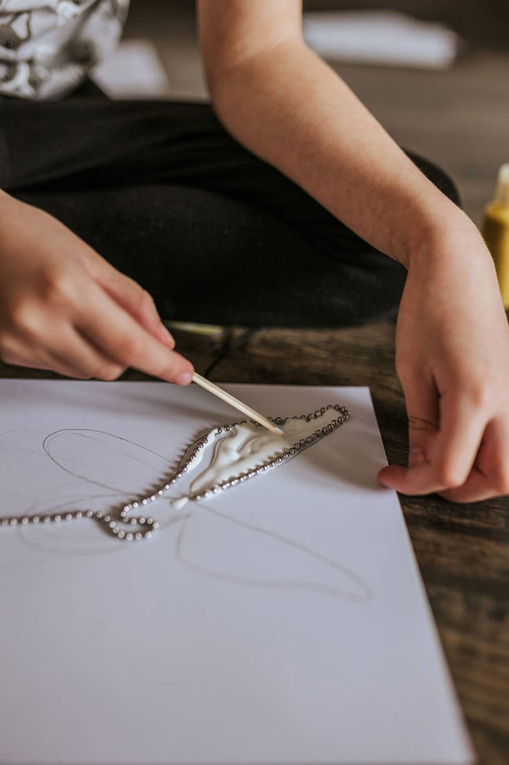 Janod Zestaw Kreatywny Malowanie Łańcuszkiem Kwiaty 8+