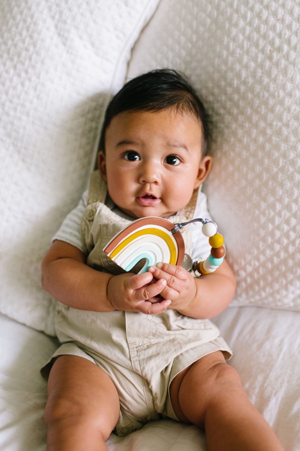 LouLou Lollipop, gryzak silikonowy Neutral Rainbow