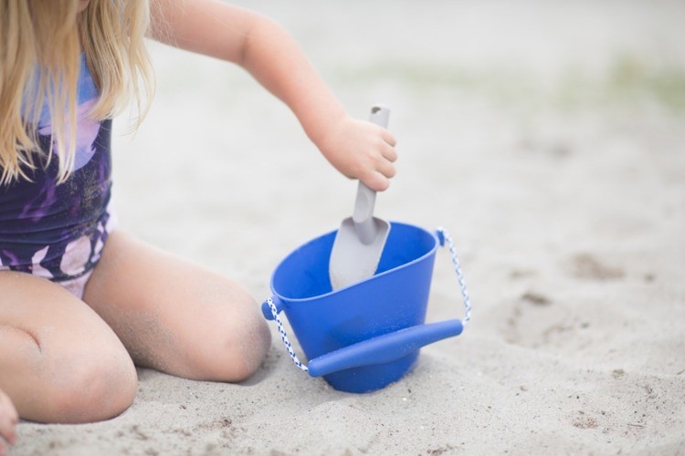 Scrunch Łopatka Błękitna do Piaskownicy 12m+