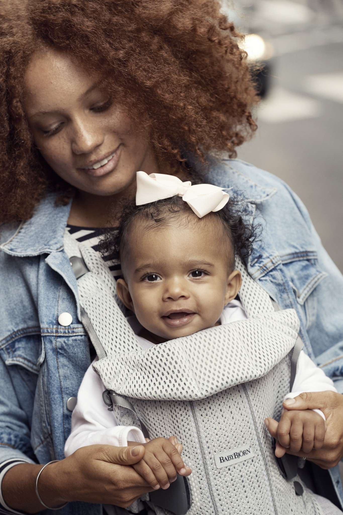 BabyBjorn ONE AIR Nosidełko Srebrne 0-3 lata