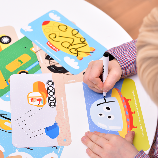 Czuczu Pojazdy Zabawy Kreatywne z Pisakiem 3+