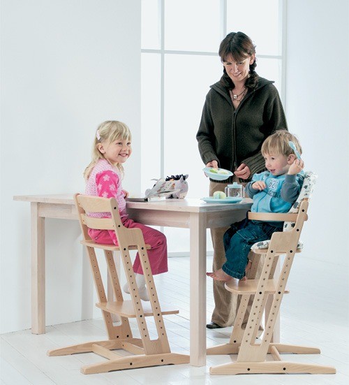 Baby Dan Krzesło DANCHAIR Ciemny Brąz 6m+