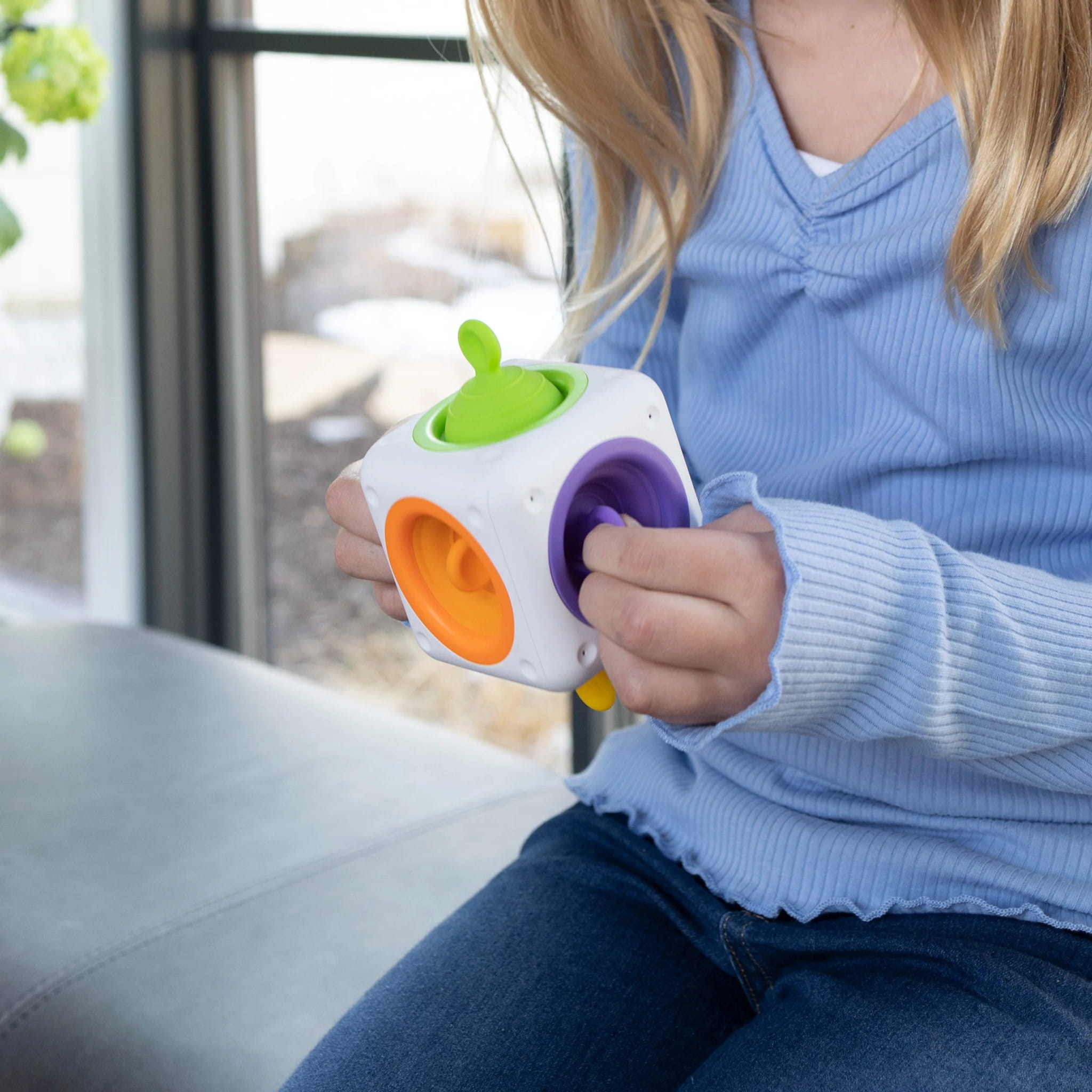 Fat Brain Toy, Sensokostka Tugl