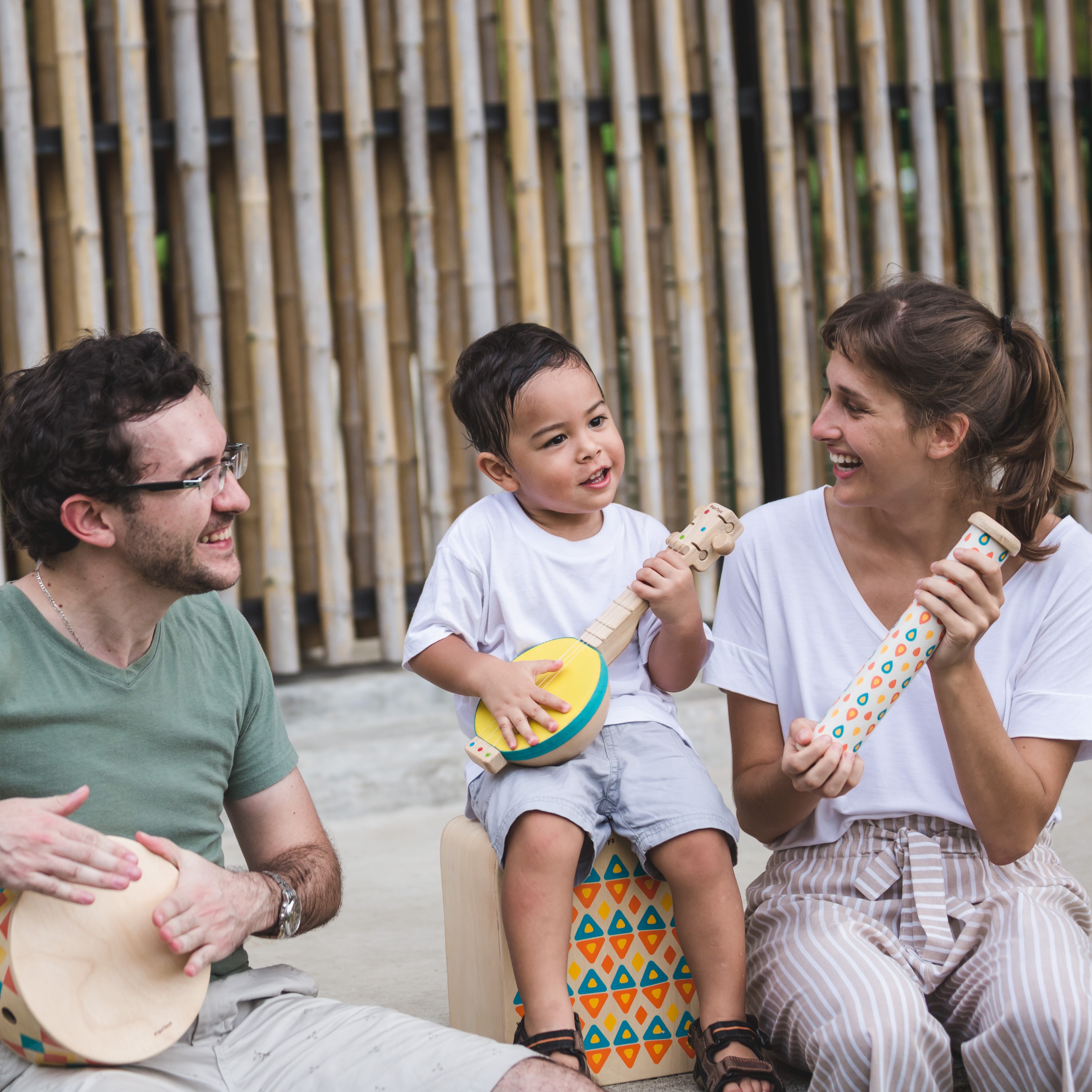 Plan Toys Cajon Skrzynka Perkusyjna 3+