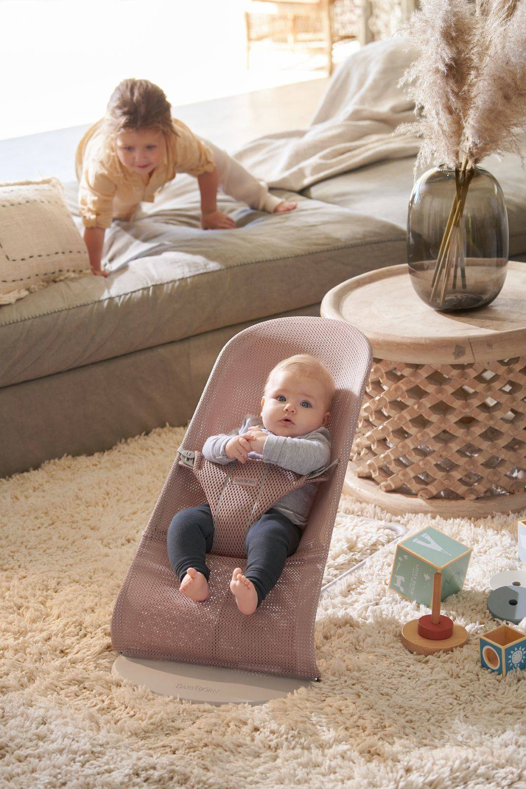 BabyBjorn Leżaczek Bliss Mesh Ciemny Róż