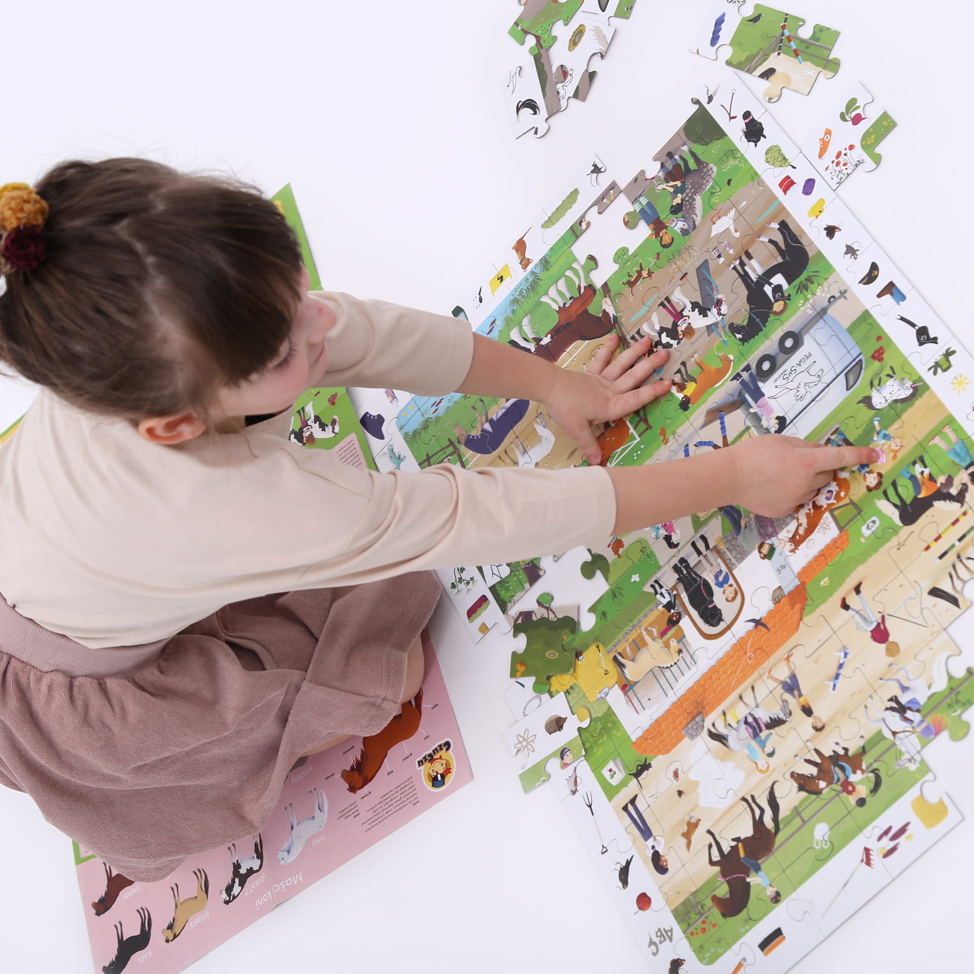 Czuczu Puzzle obserwacyjne Stadnina koni 84el. 5+