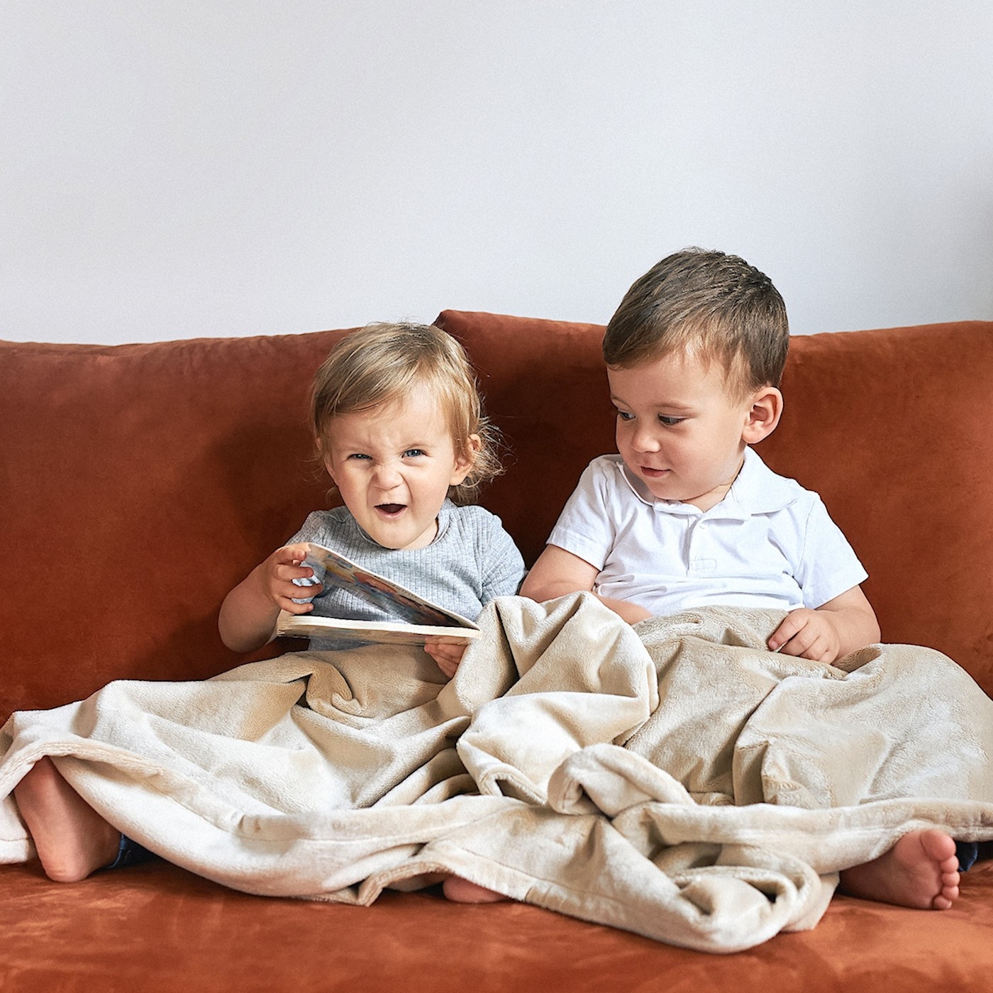 Poofi Kocyk Minky srebrzysty szary 75x95cm