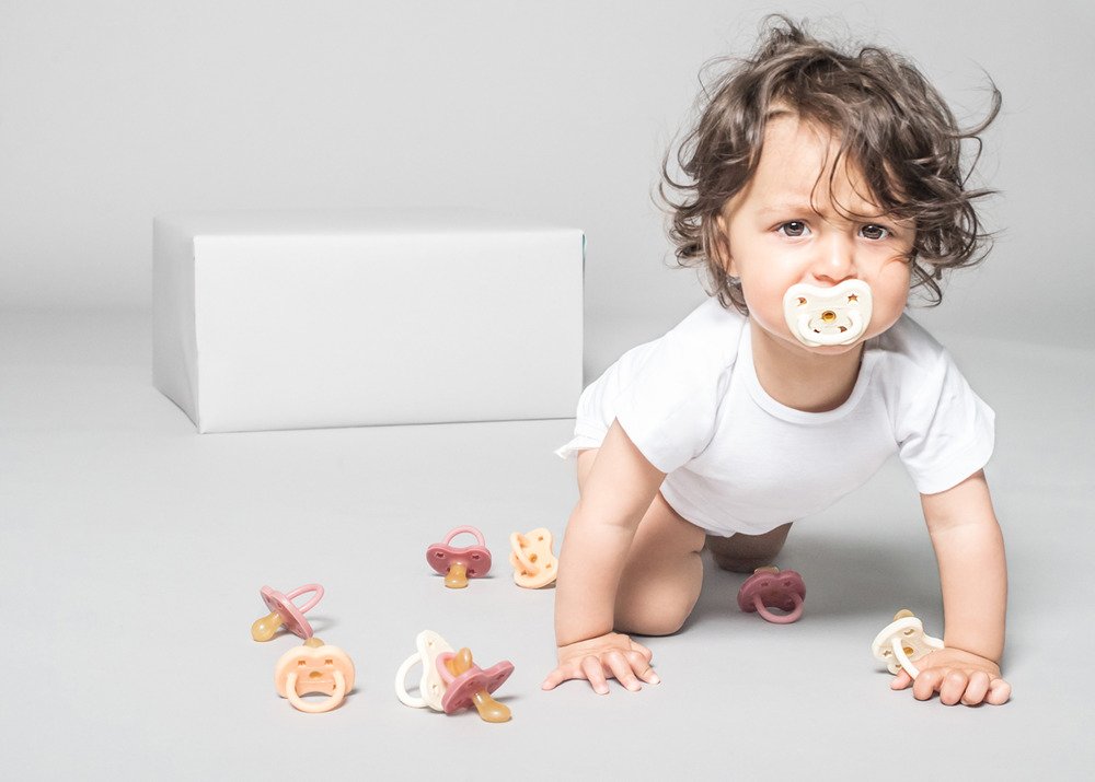 Hevea Smoczek Kauczukowy Anatomiczny 0-3 msc Korony