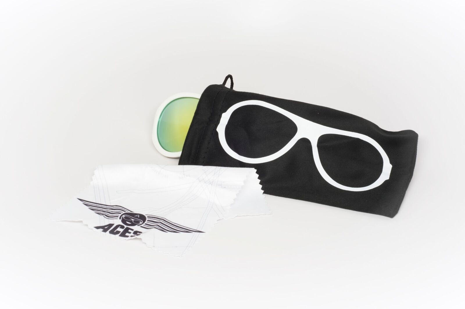 Babiators, Okulary przeciwsłoneczne dla dzieci Aces Aviator Wicked White Orange 7-14