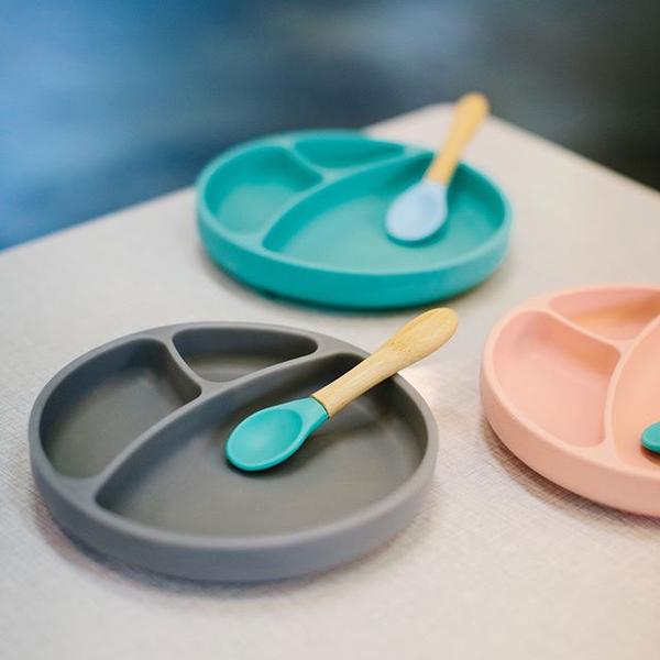 Minikoioi Talerzyk Silikonowy z Przyssawką Szary 6m+