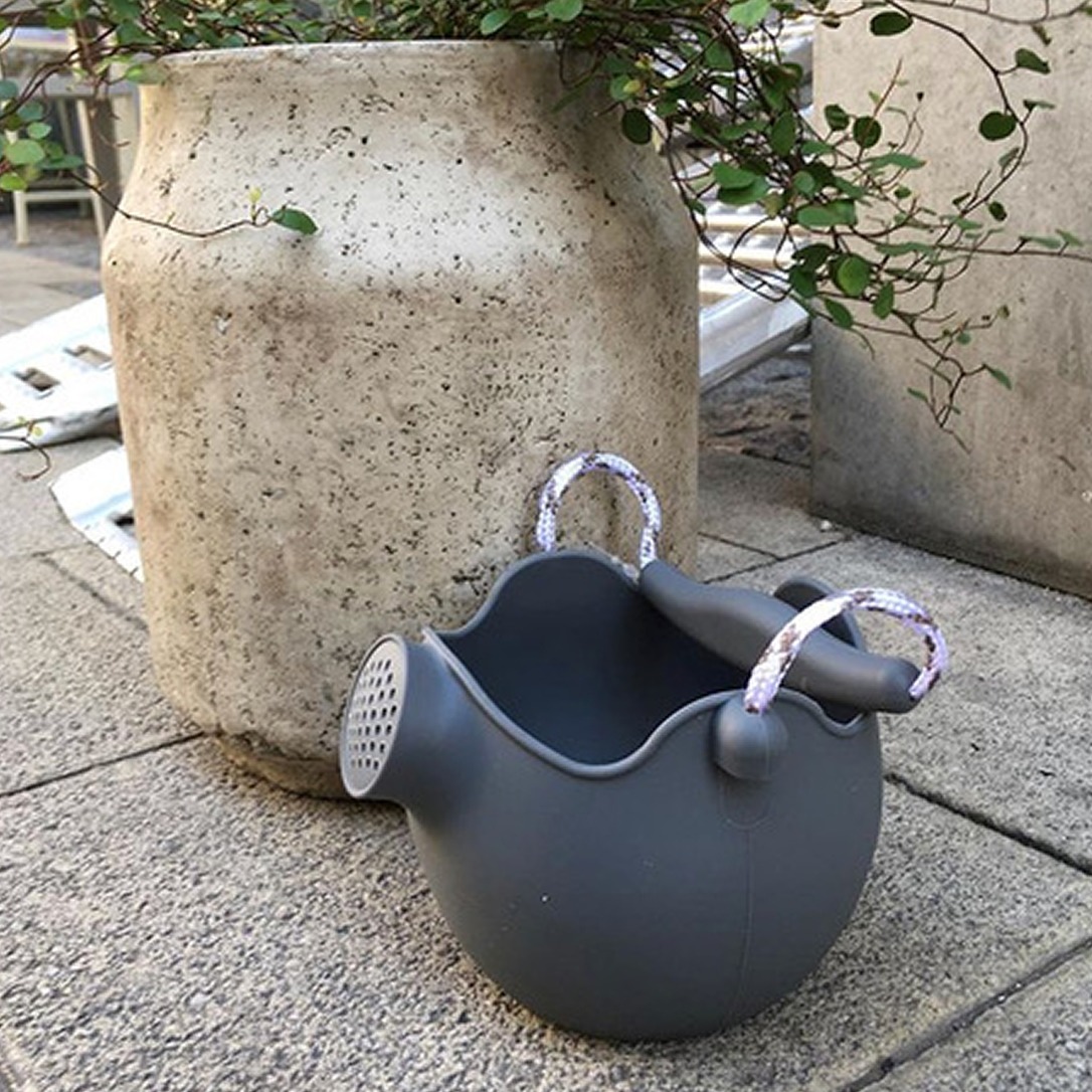 Scrunch Silikonowe Wiaderko Konewka Koralowy 1+