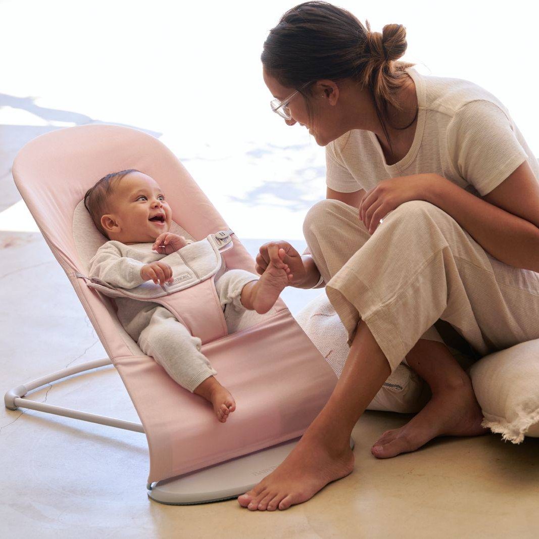 BabyBjorn Leżaczek Balance Soft Cotton Jasny Różowy/Szary 0-24m