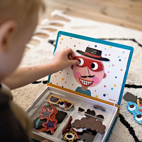 Janod, Magnetyczna układanka Śmieszne buzie Chłopiec Magnetibook