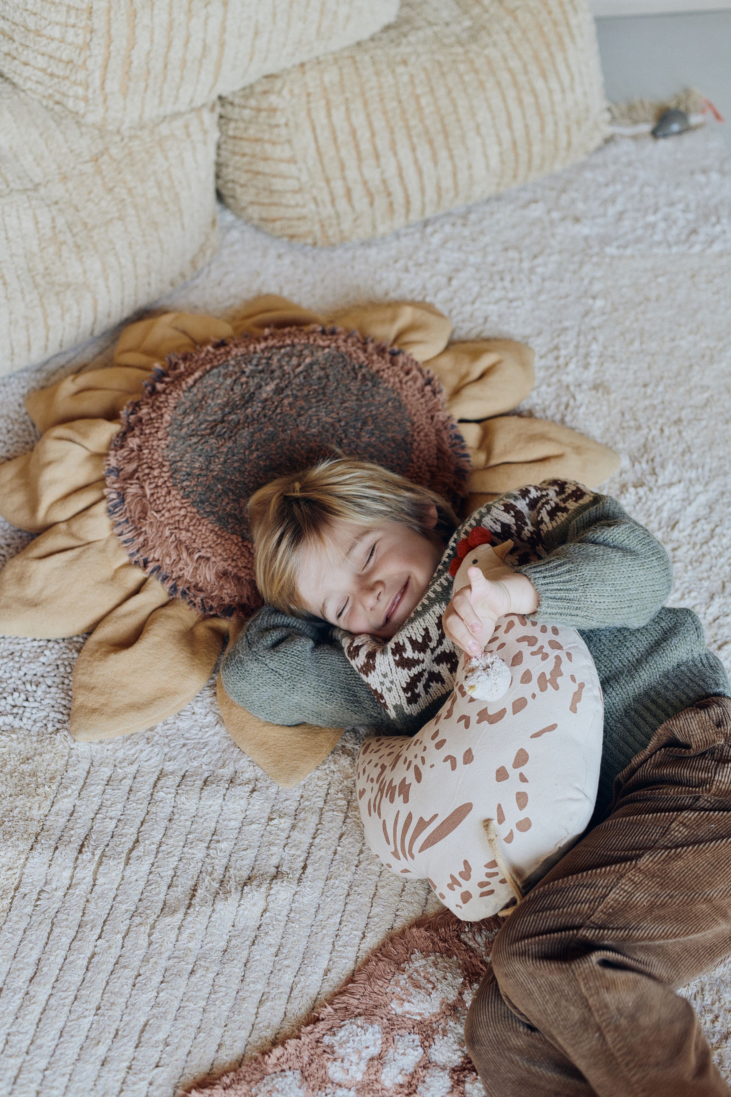 Lorena Canals Poduszka podłogowa Słonecznik Farm 90×90 cm 