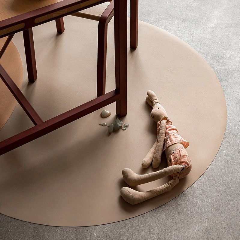 Everleigh & Me Mata Podłogowa Clay 105cm Ø