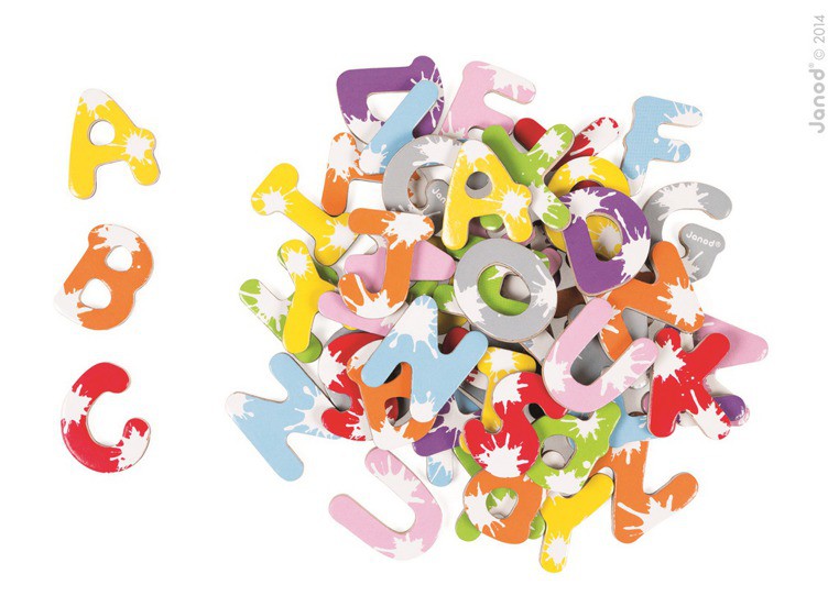 Janod Magnetyczne Literki 52 szt. Drewniane 3+