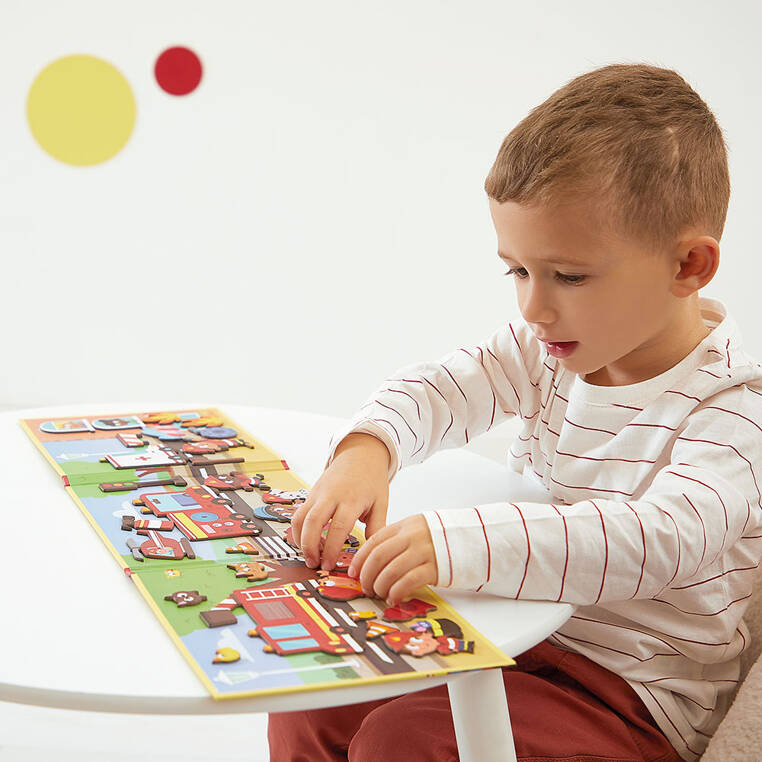 Janod Magnetyczna układanka Magneti'stories Strażacy 3+ | 30 elementów