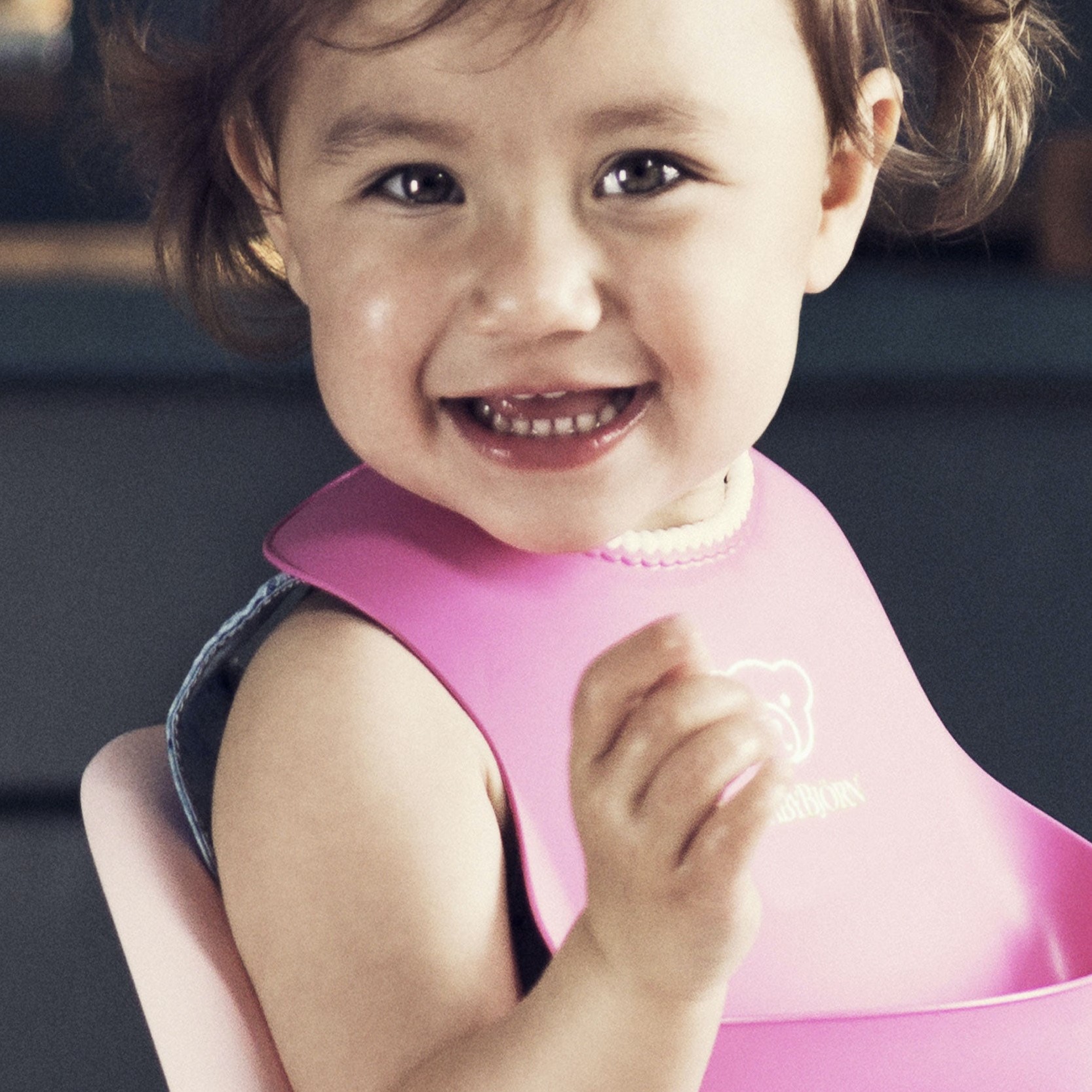 BABYBJORN śliniak różowy