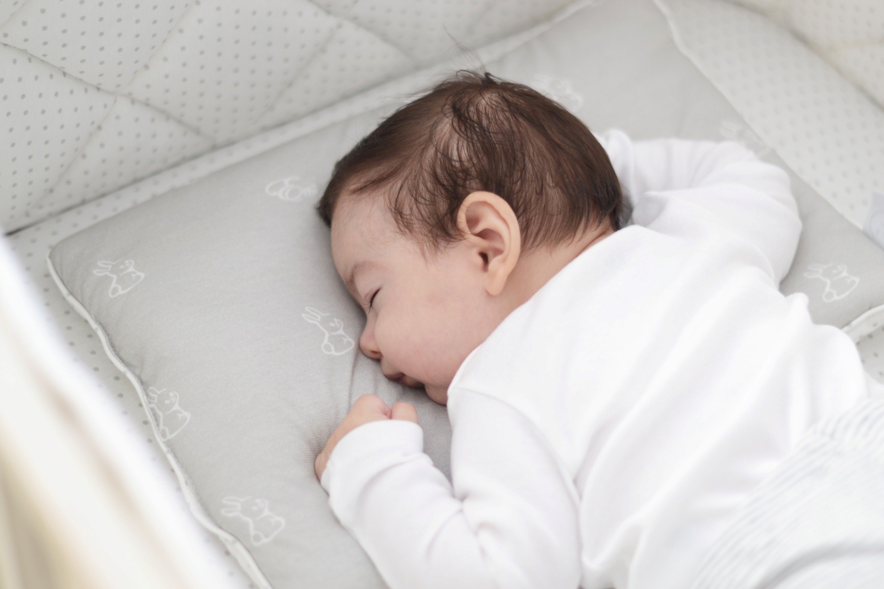 Pościel dziecięca Białe Króliczki 100x135 | 1+