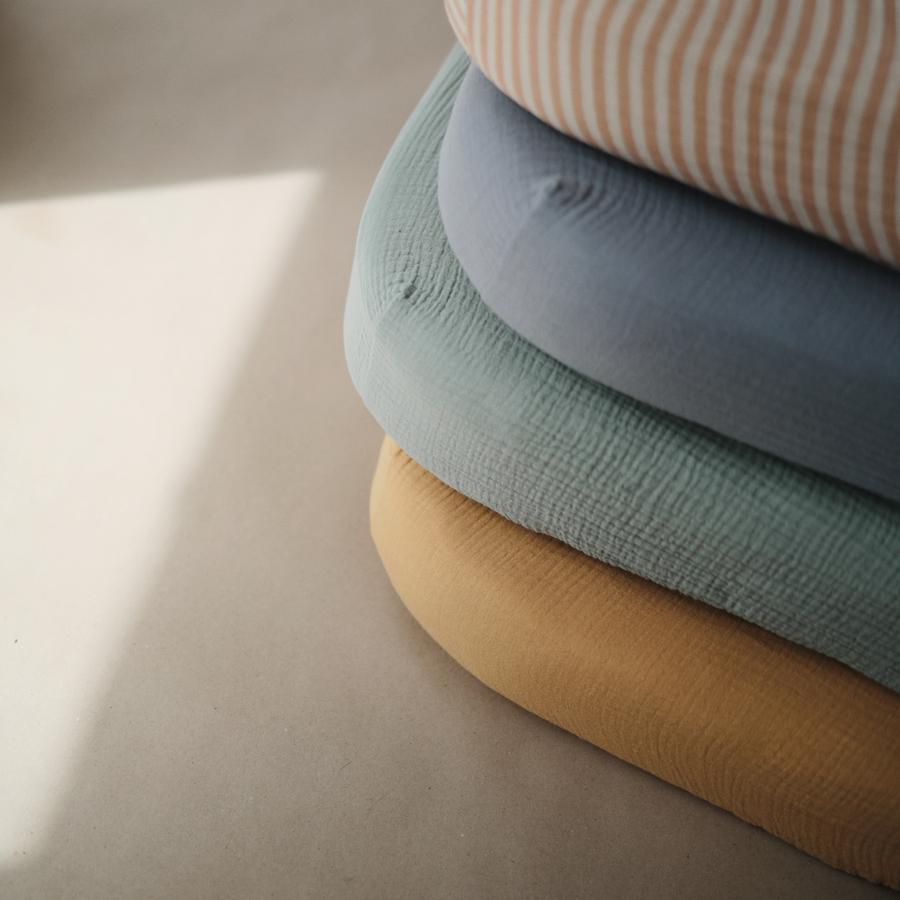 Mushie Prześcieradło do łóżeczka 120x60 cm Fall Yellow