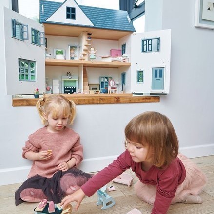 Tender Leaf Toys Drewniany Domek dla Lalek 3 Piętra