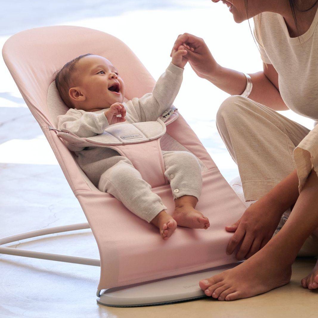 BabyBjorn Leżaczek Balance Soft Cotton Jasny Różowy/Szary 0-24m