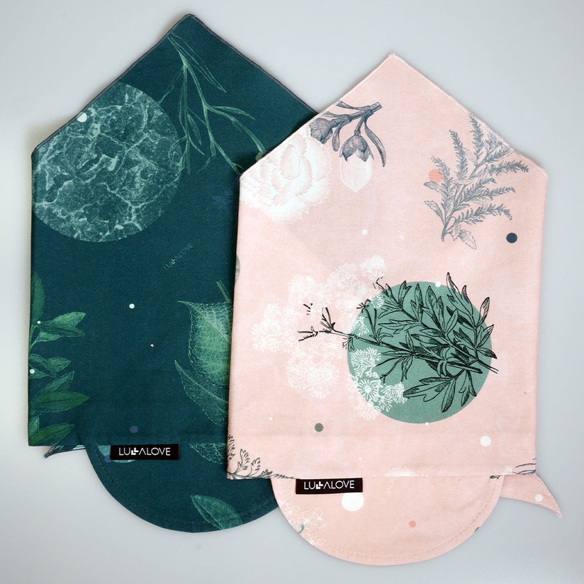 Lullalove Chustka z Daszkiem Rose Garden 0-6m