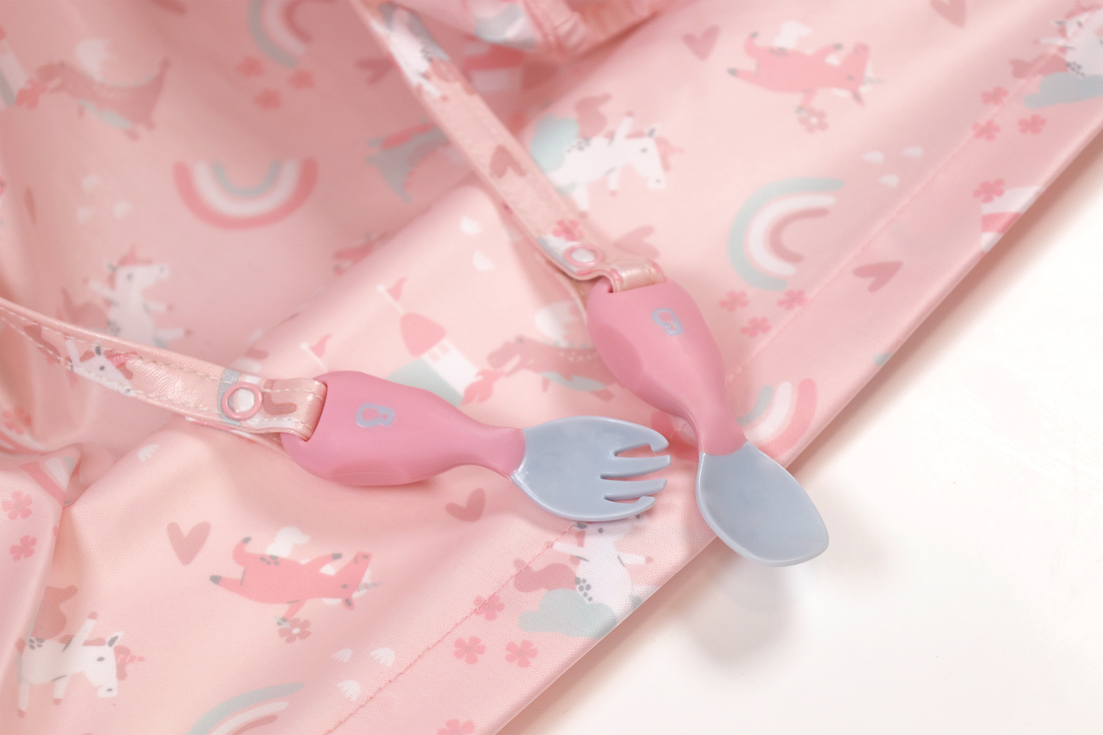 Zestaw Śliniak BLW i sztućce  Over the Rainbow