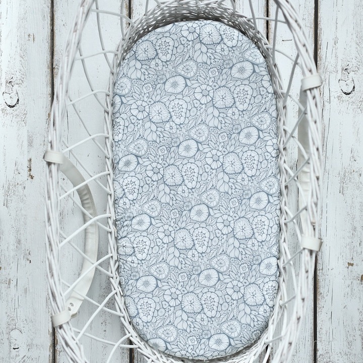 Sleepee Prześcieradło do gondoli We Care 2-pak 0+ Grey/Piórka