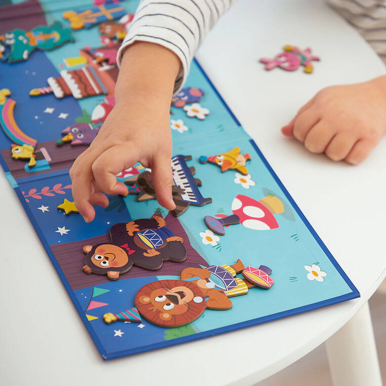 Janod Magnetyczna układanka Przyjęcie w lesie 3+