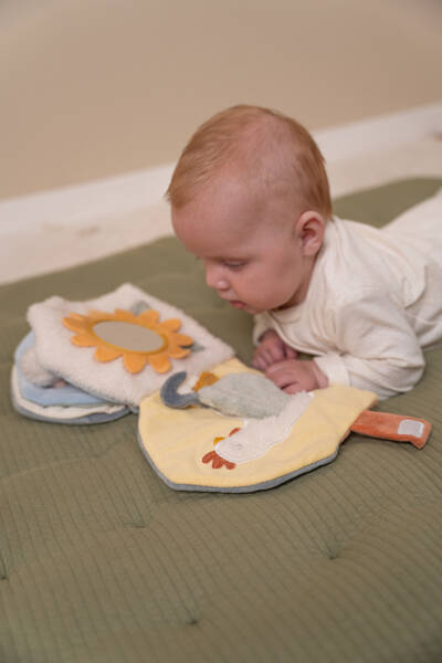 Little Dutch Książeczka Aktywizująca Little Farm 0+