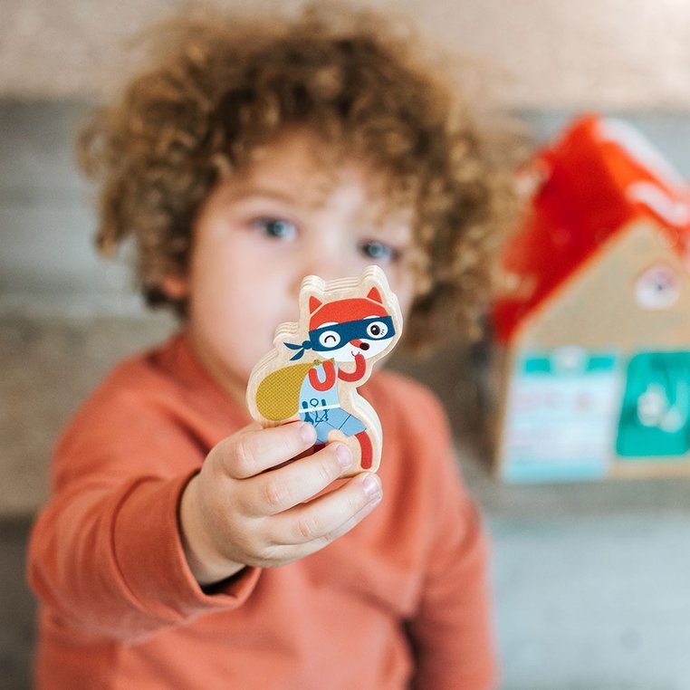 Lilliputiens, Drewniany domek manipulacyjny z zamkami Lisek Włamywacz 3 lata+