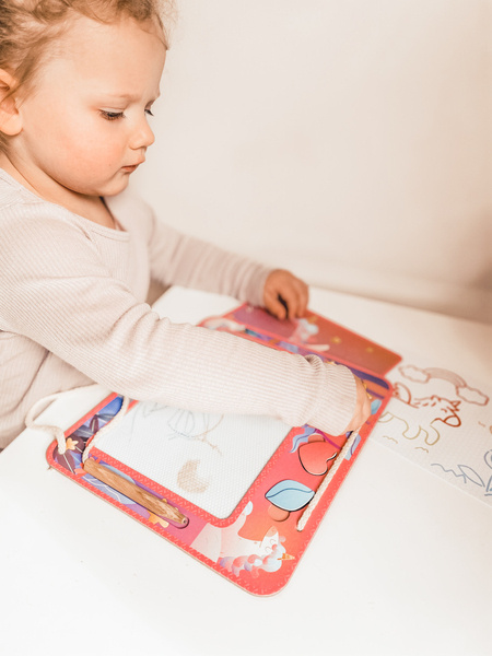 MierEdu Tablica Magnetyczna Znikopis Jednorożce 3+