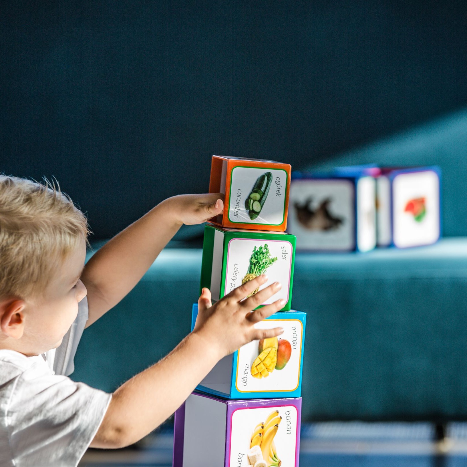 Piramida Zabaw Owoce i Warzywa 12el 1+